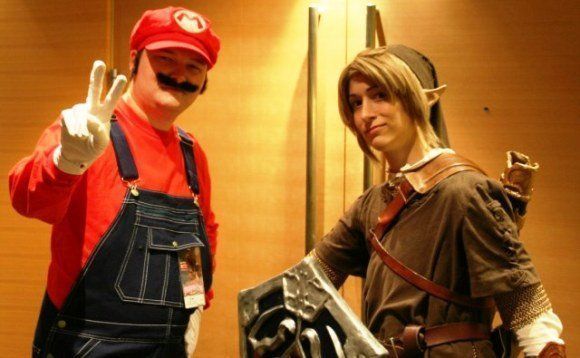 Mario et Zelda joués ... au laser à découper