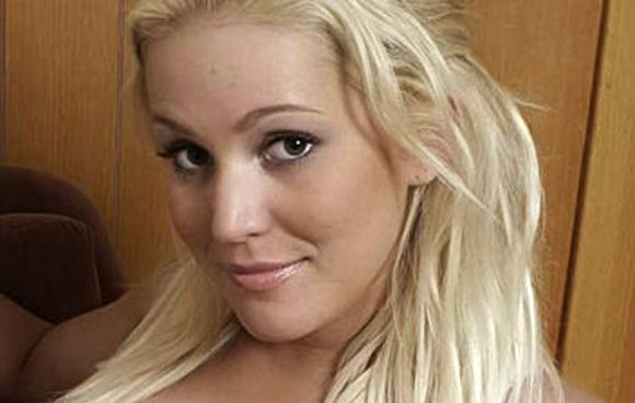 fille-firefox-coupee