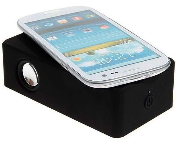Test BOOSE : une enceinte qui amplifie la musique de votre smartphone par vibration #3