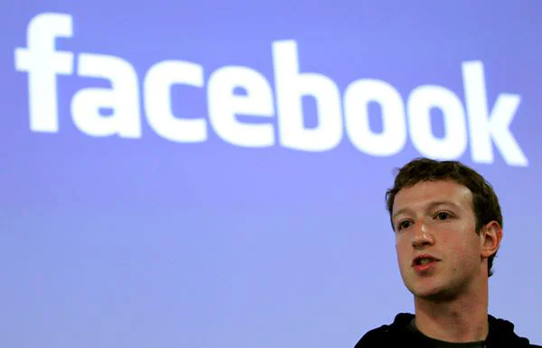 L’histoire de Facebook avec ou sans les détails