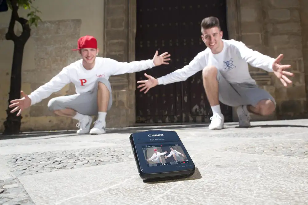 Canon LEGRIA mini : la meilleure caméra pour YouTubers #4