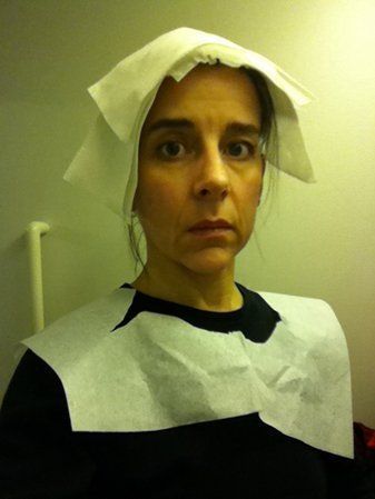 Plutôt que de s’ennuyer dans l’avion si on se tirait le portrait façon XVème siècle aux toilettes ? #2