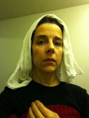 Plutôt que de s’ennuyer dans l’avion si on se tirait le portrait façon XVème siècle aux toilettes ? #4
