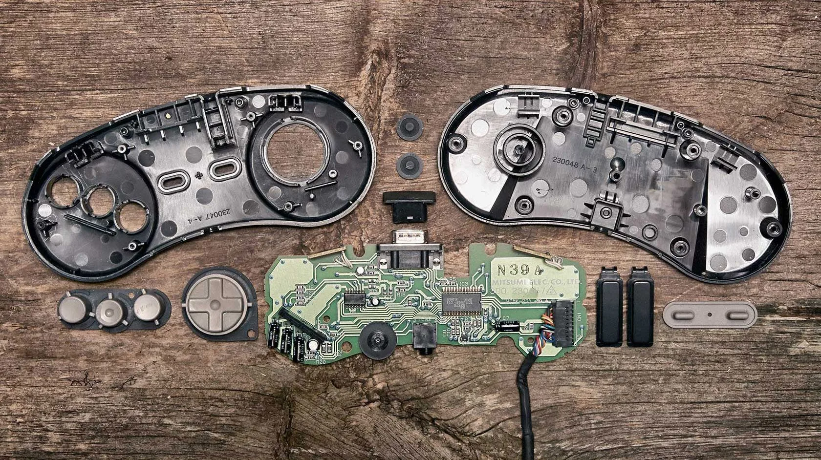 Anatomie des manettes de consoles de jeux vidéo #5