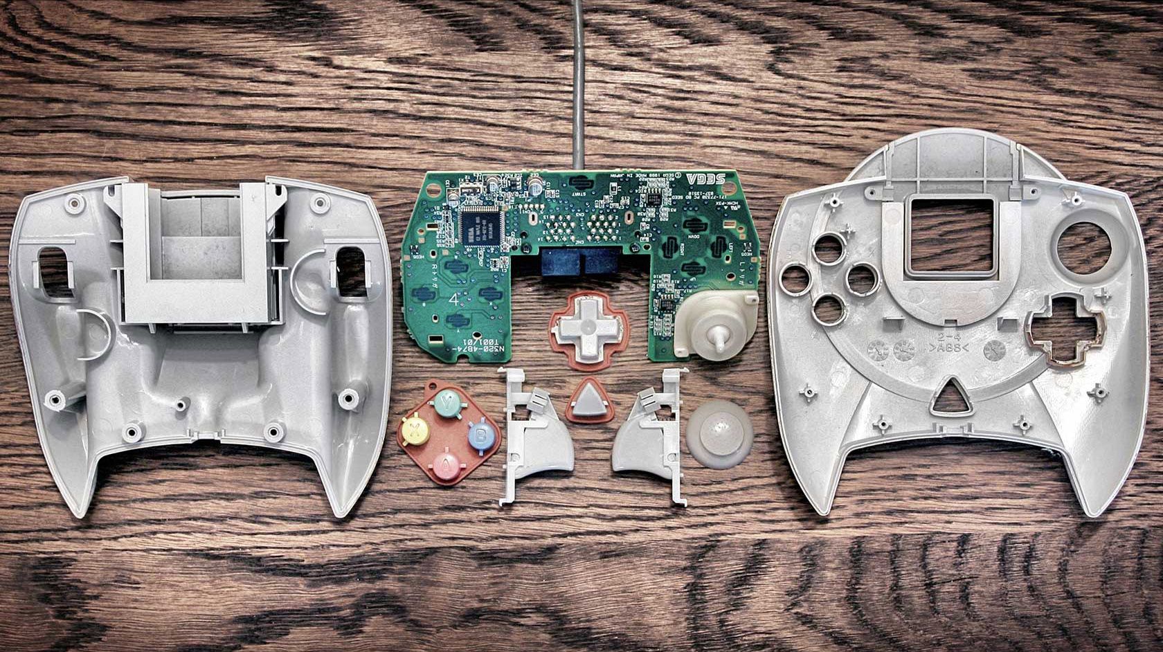 Anatomie des manettes de consoles de jeux vidéo #13