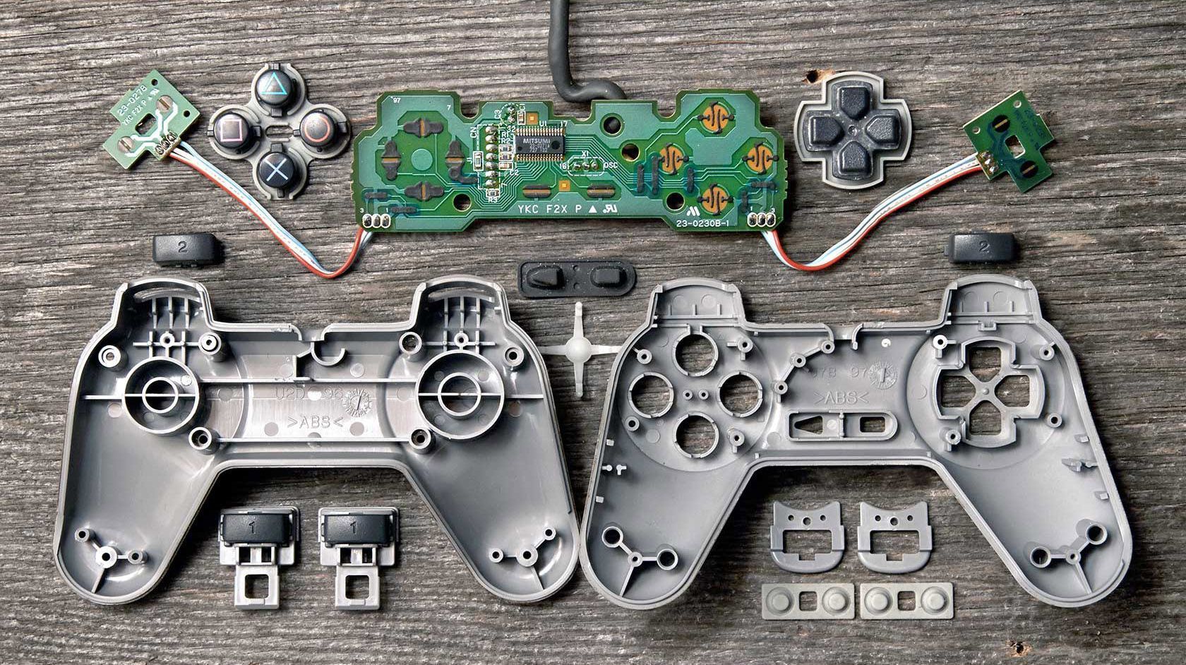 Anatomie des manettes de consoles de jeux vidéo #4