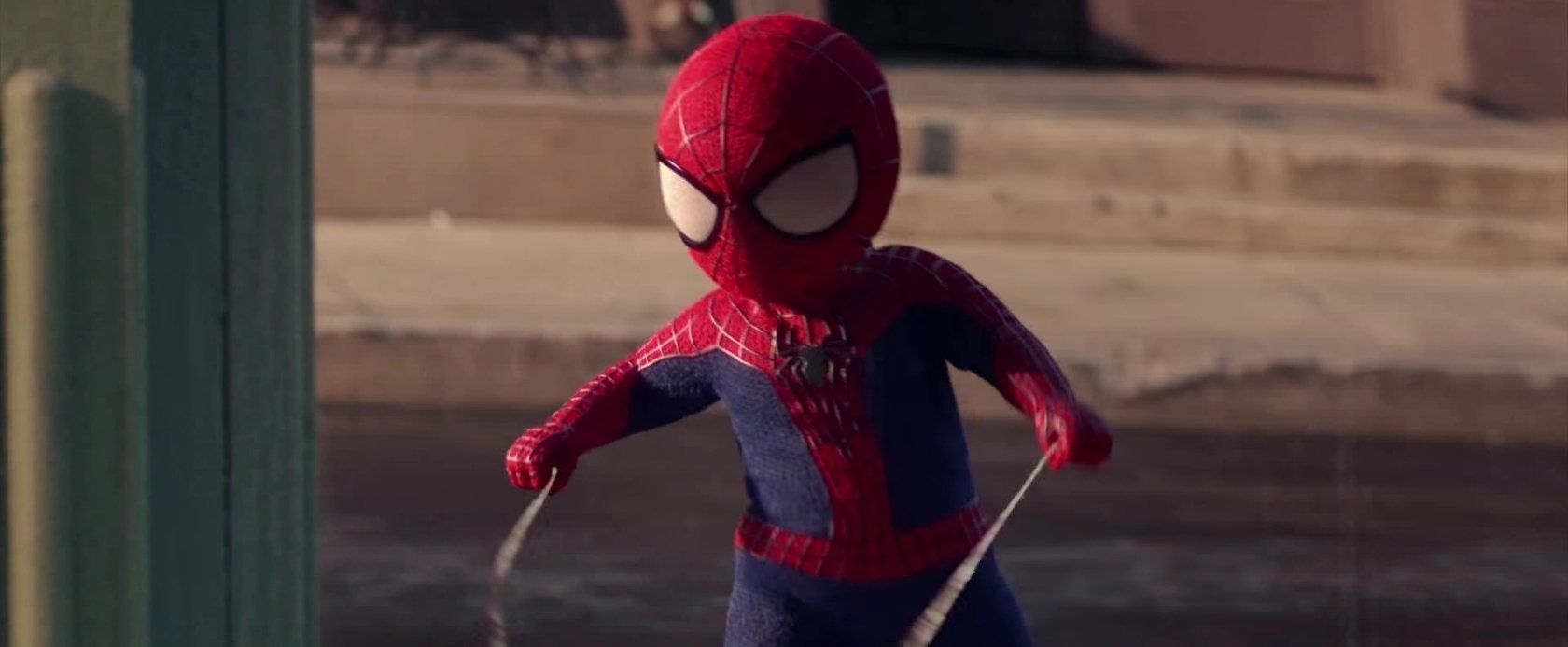 Spider-Man boit de l’Evian #7