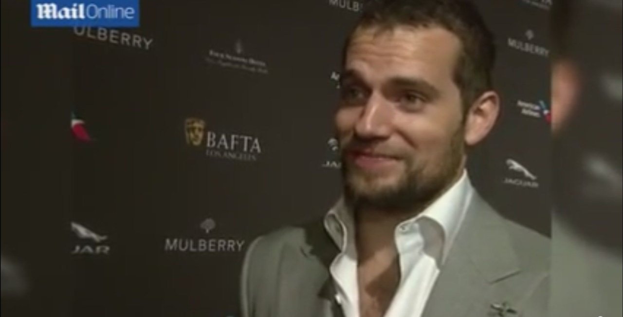 Batman v Superman : Henry Cavill promet un « spectacle visuel »