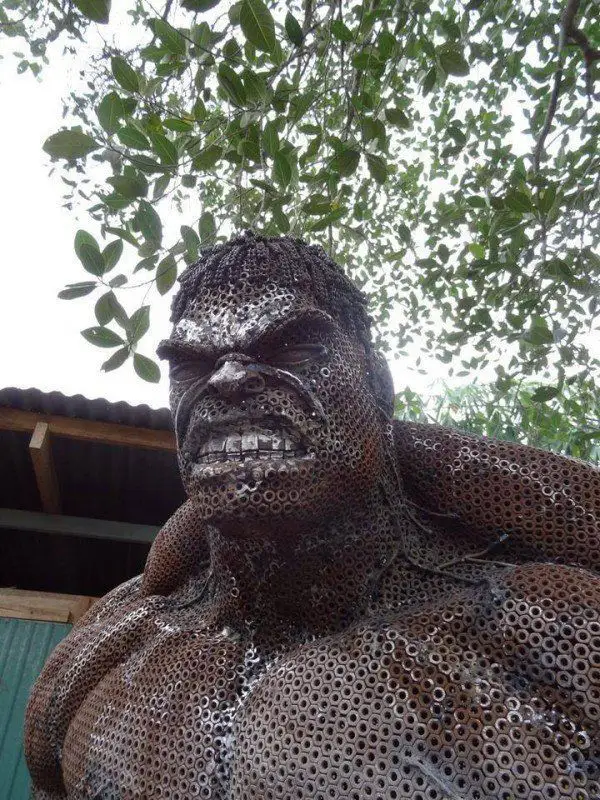 Hulk Ferraille grandeur nature 3 OldSteelArt pix geeks