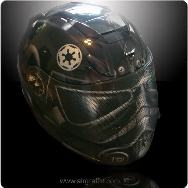 casque-moto-tie-fighter
