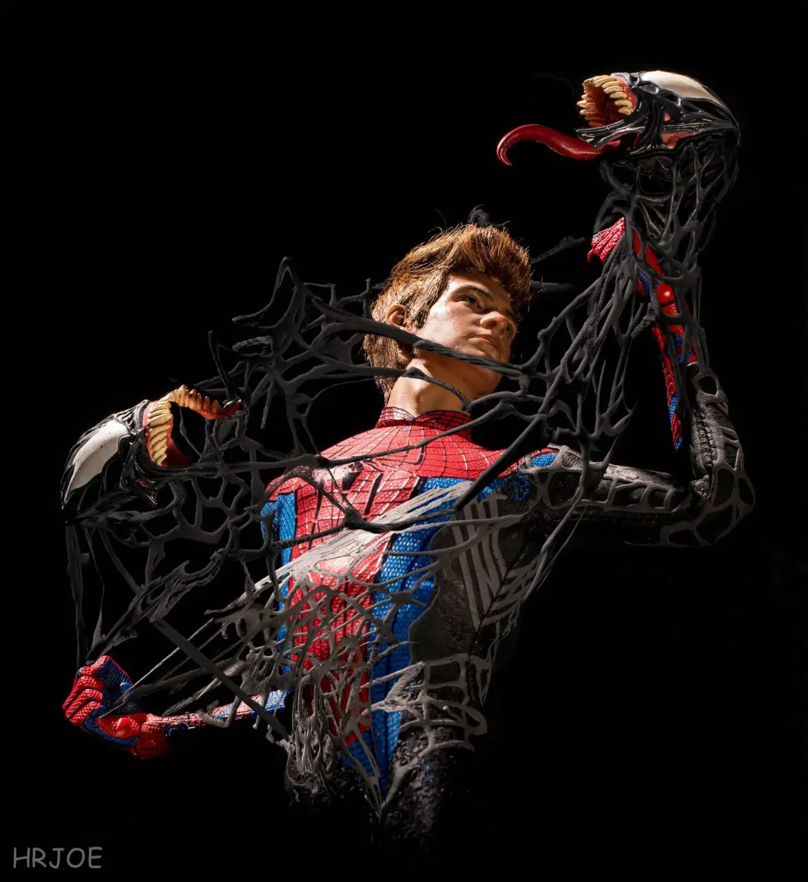 Il met en scène 90 photos de figurines Avengers X-Men Batman et Spider-Man #7