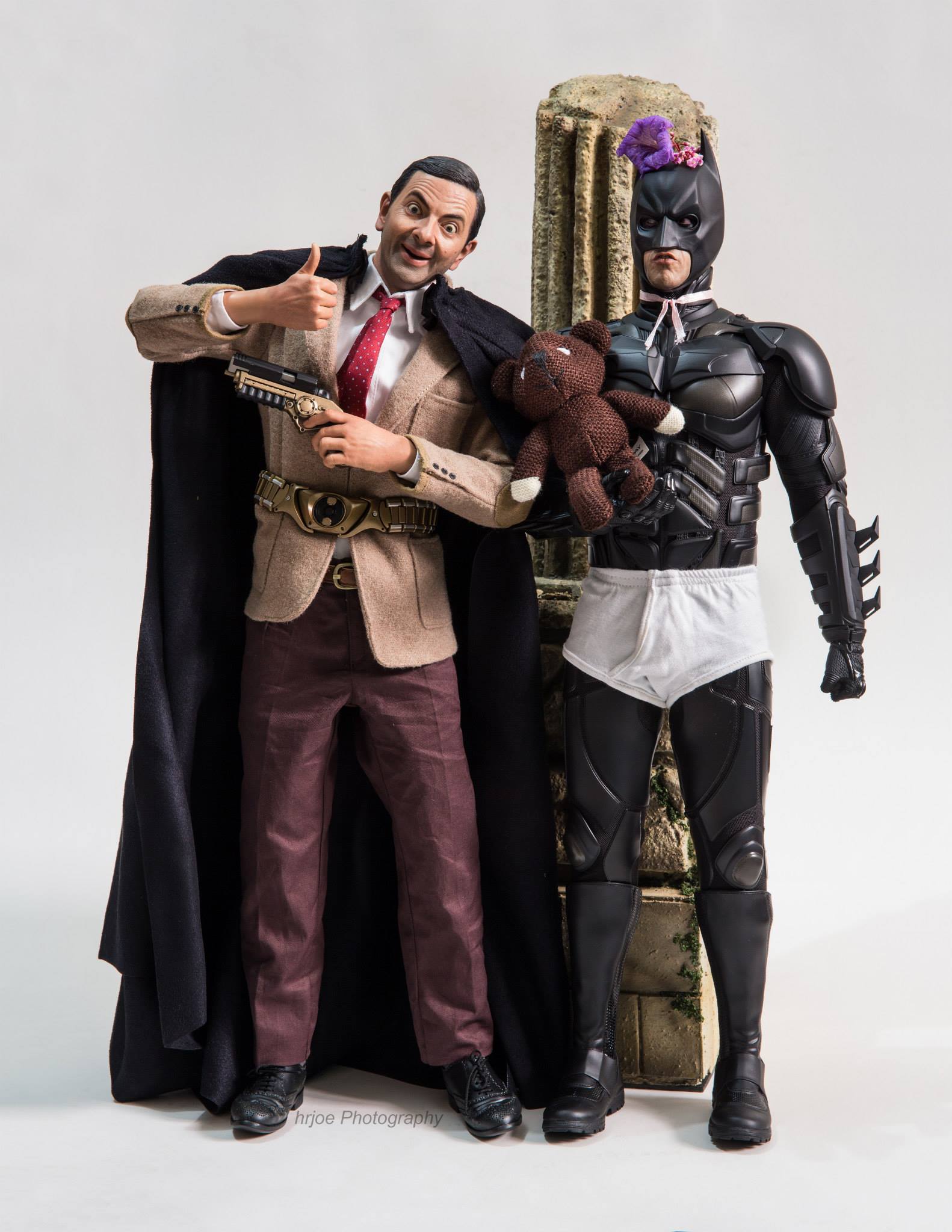 Il met en scène 90 photos de figurines Avengers X-Men Batman et Spider-Man #77