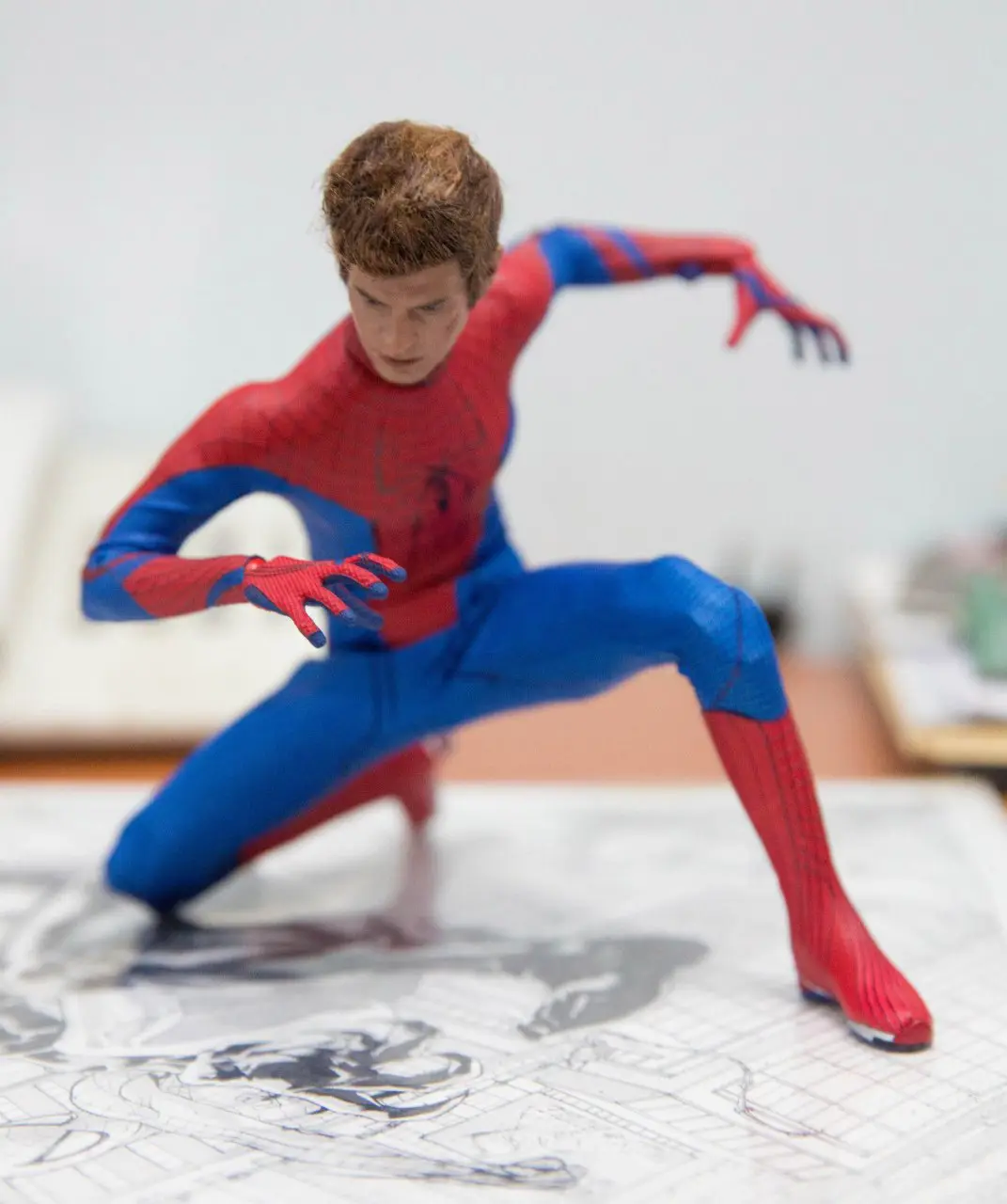 Il met en scène 90 photos de figurines Avengers X-Men Batman et Spider-Man #87