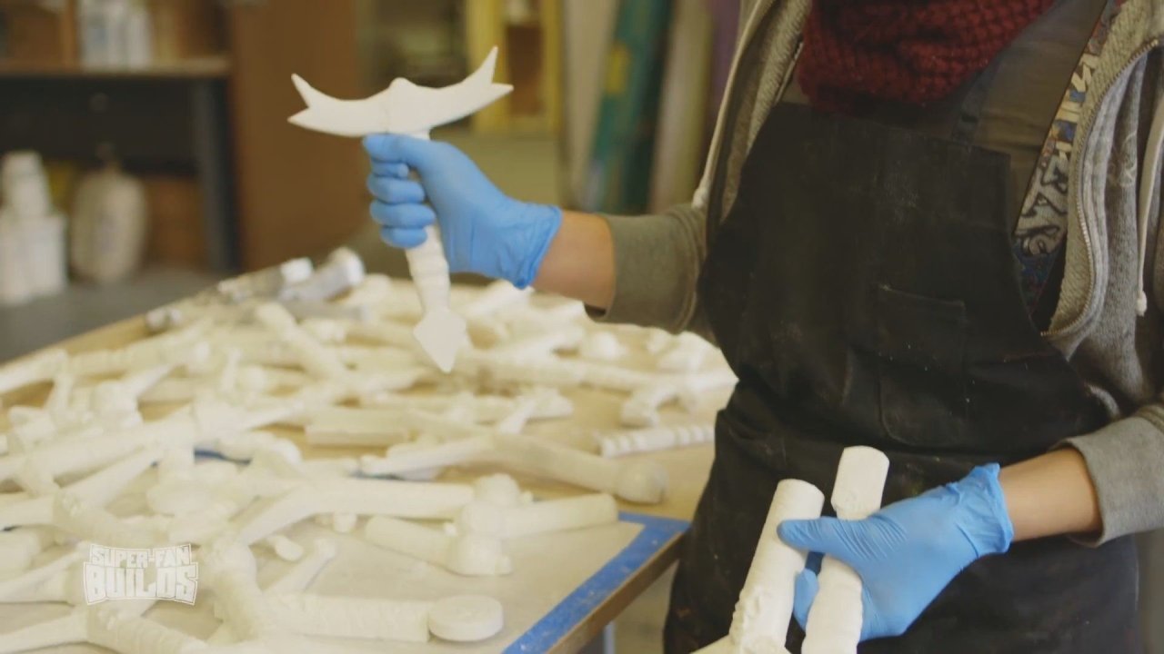 Réassemblage après travail de sculpture.