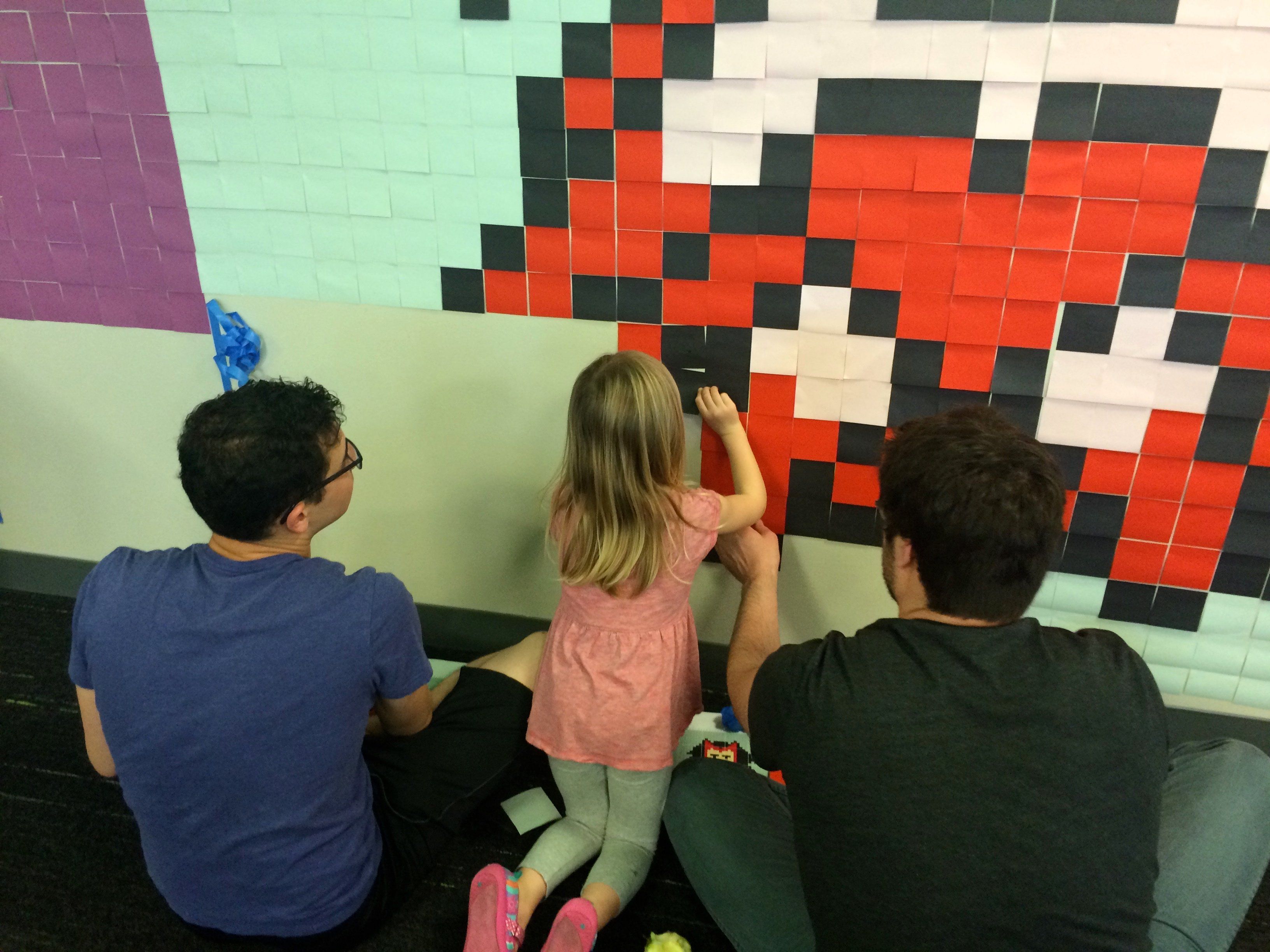 Street Art : Il décore son bureau avec des Super Héros faits de 8.000 POST-IT #15