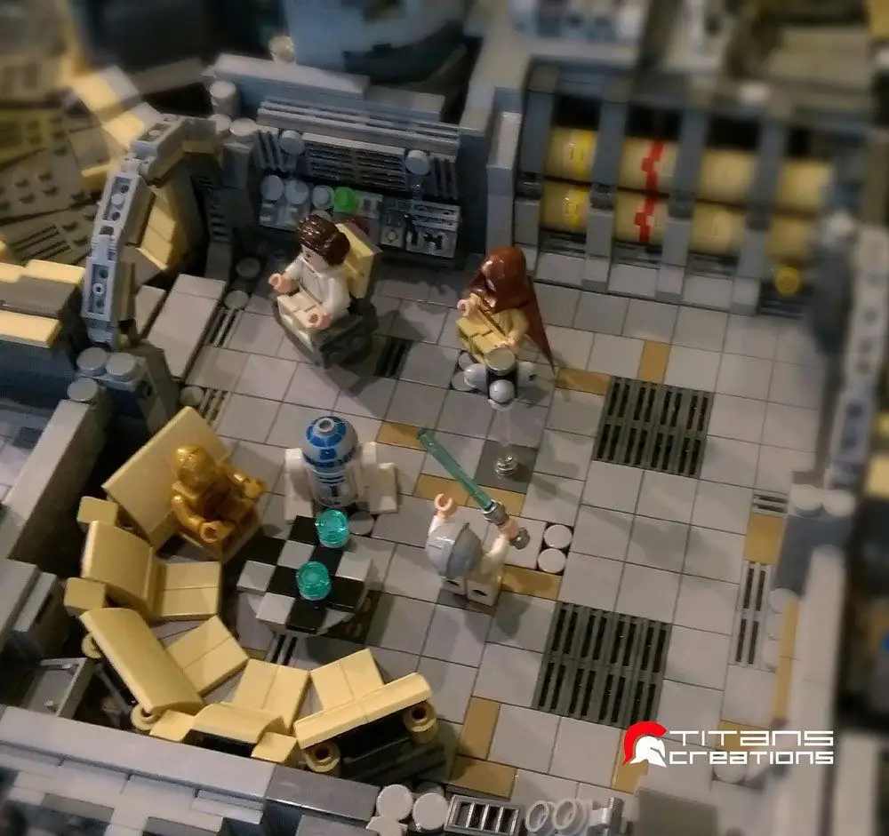 Un Faucon Millenium fait avec 10.000 Pièces de LEGO #2