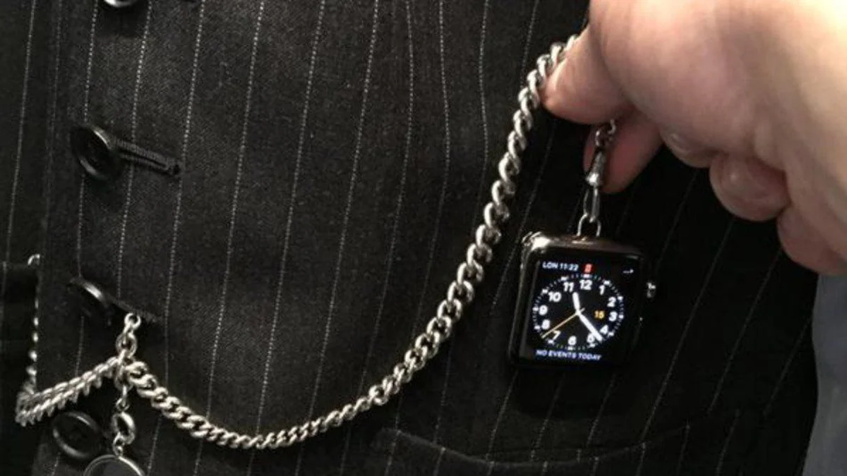 Une Apple Watch à Gousset par Tom Ford