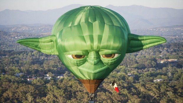 Des montgolfières Dark Vador et Maitre Yoda #8
