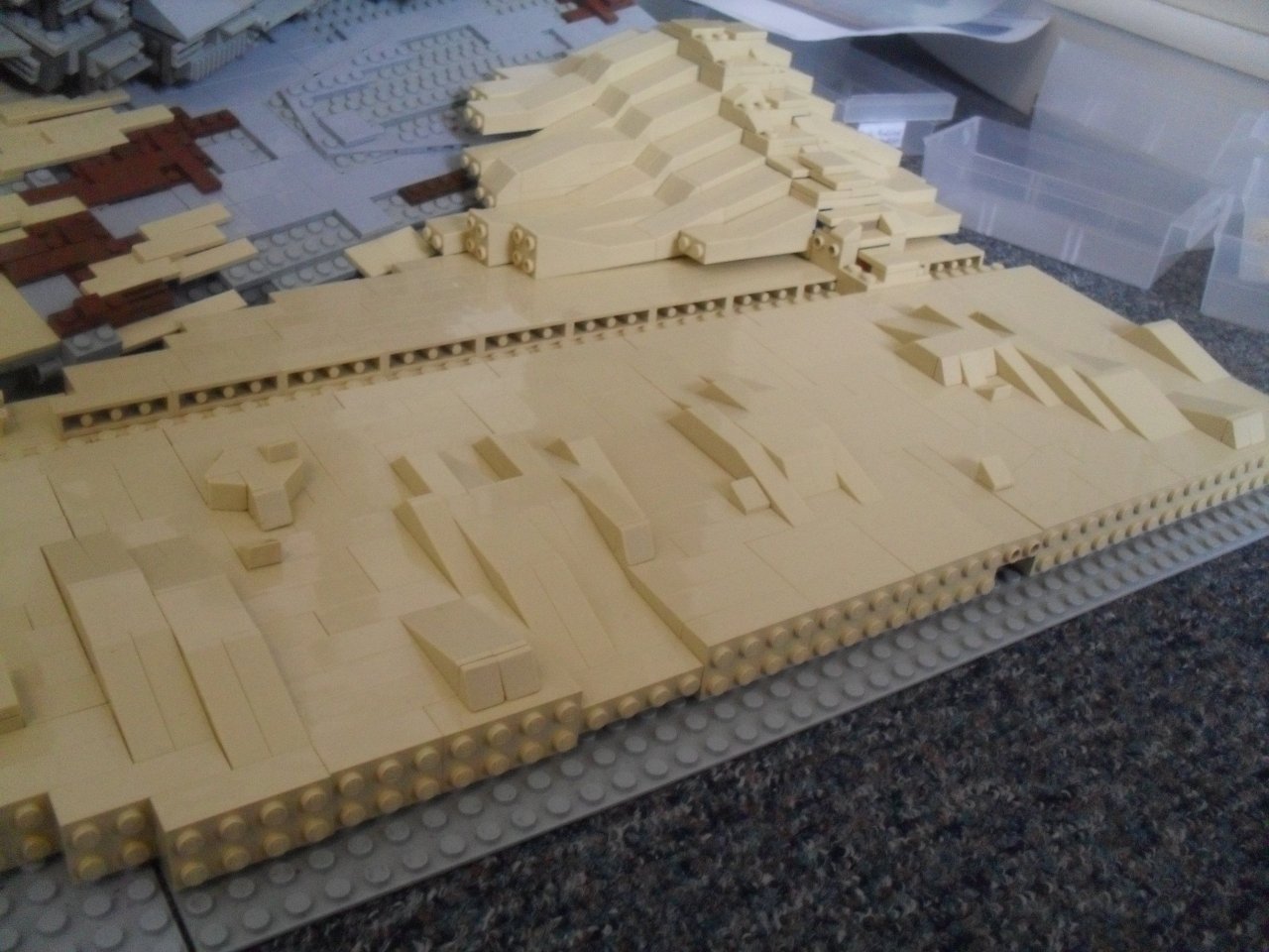 12 000 Briques LEGO pour recréer le crash du Star Destroyer de Star Wars VII #14