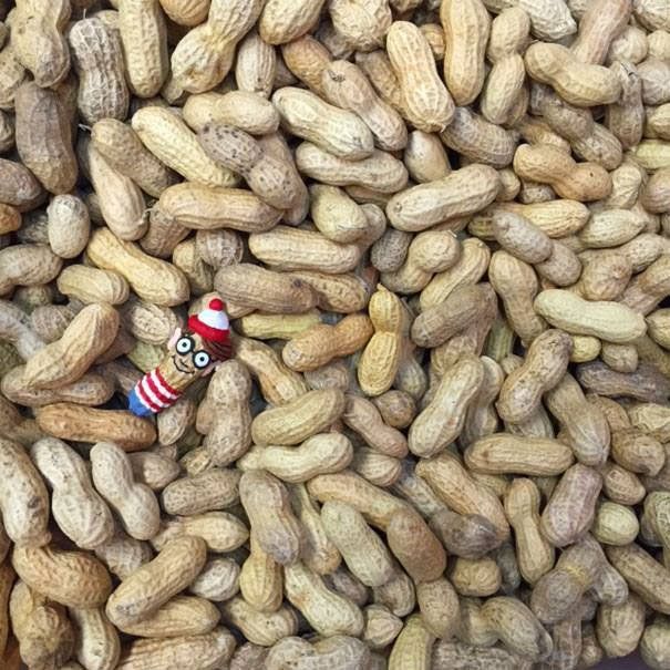 Il peint des personnages populaires sur des cacahuètes #2