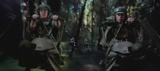 Un père fan de Star Wars construit une chaise à bascule Moto Jet pour sa fille #3