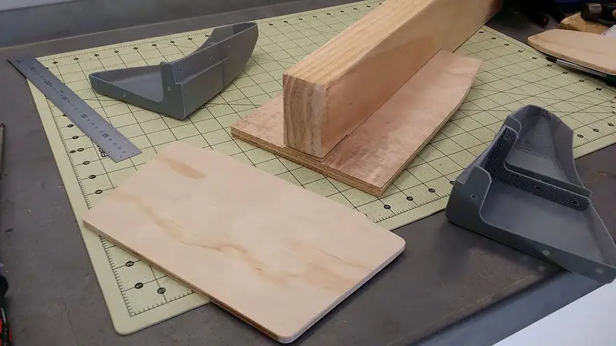 Un père fan de Star Wars construit une chaise à bascule Moto Jet pour sa fille #5