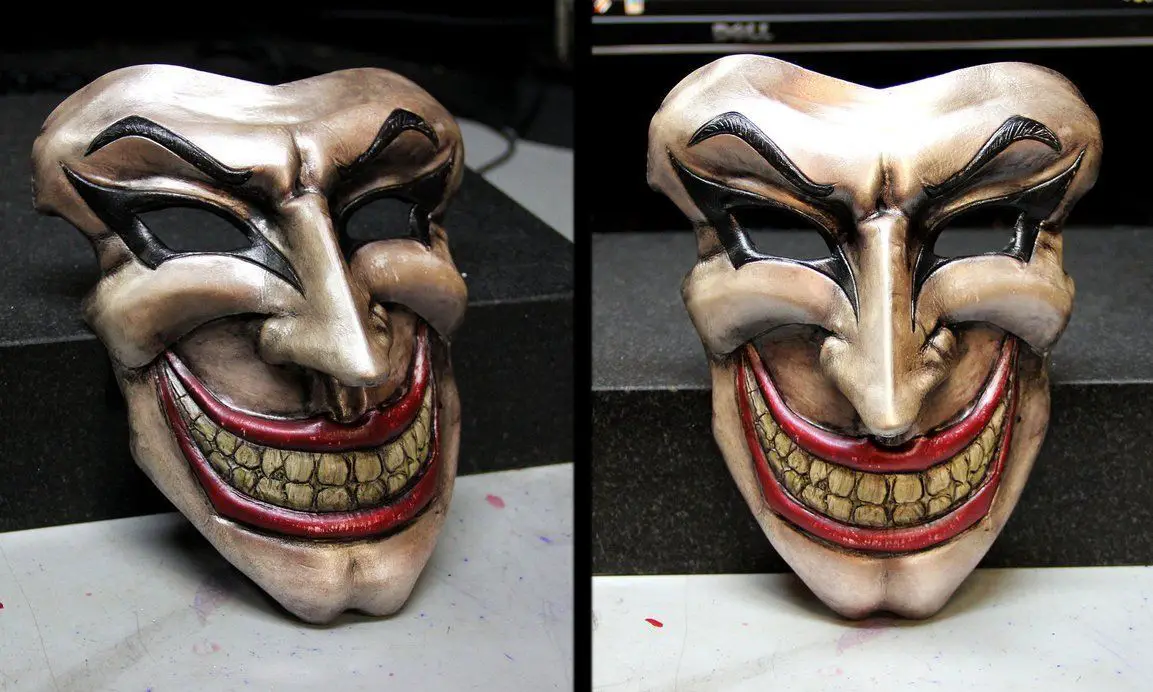 Ils fabriquent un Joker en armure médiévale #7
