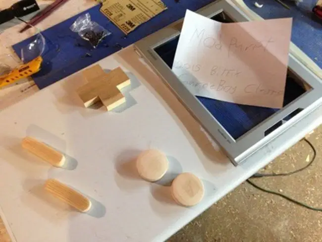 Il construit un frigo Game Boy 100% opérationnel #4