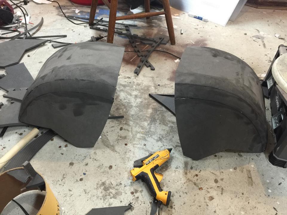 Ils construisent une vraie armure Hulkbuster opérationnelle #27