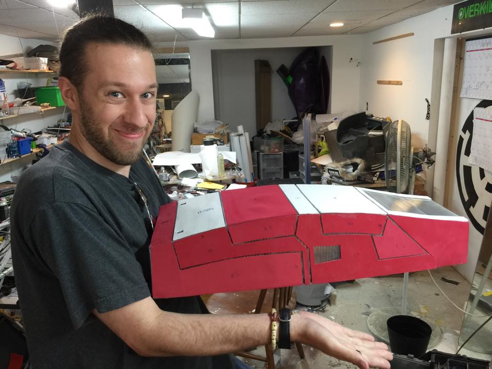 Ils construisent une vraie armure Hulkbuster opérationnelle #23