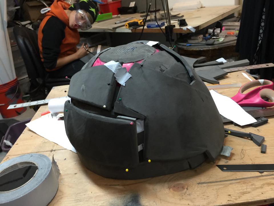 Ils construisent une vraie armure Hulkbuster opérationnelle #8