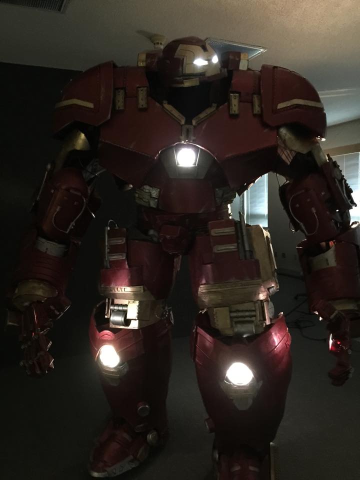 Ils construisent une vraie armure Hulkbuster opérationnelle #4