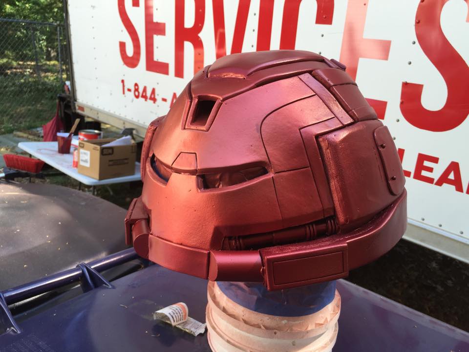 Ils construisent une vraie armure Hulkbuster opérationnelle #12