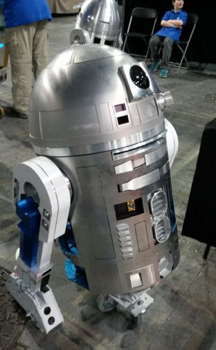 R2-D2 Builders : ces passionnés de Star Wars construisent leurs propres robots