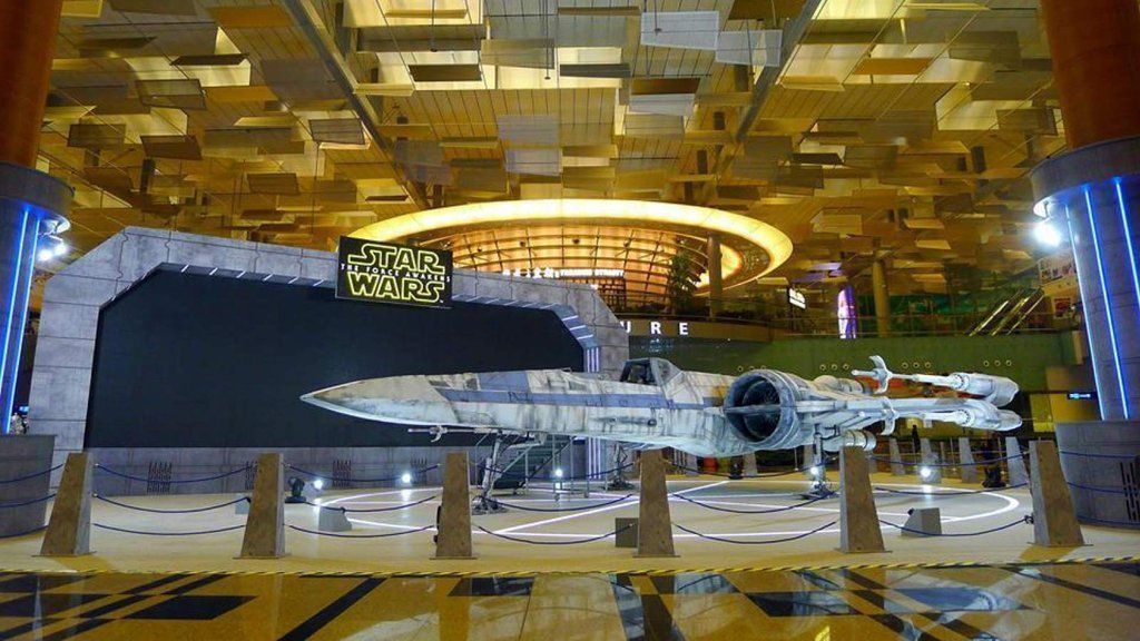 Un X-Wing et un Tie Fighter ont attéri à l’aéroport de Singapour #6