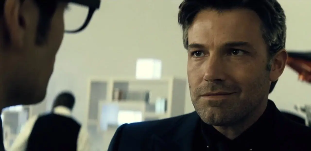 Batman v Superman : Doomsday en action dans une nouvelle bande annonce explosive