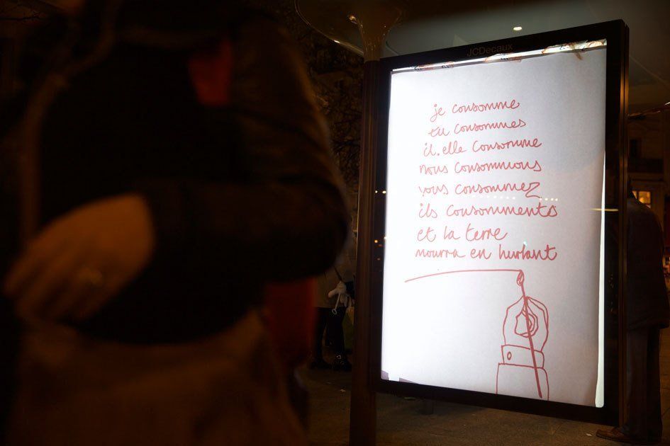 Brandalism détourne 600 panneaux publicitaires pour protester contre la COP21 #24