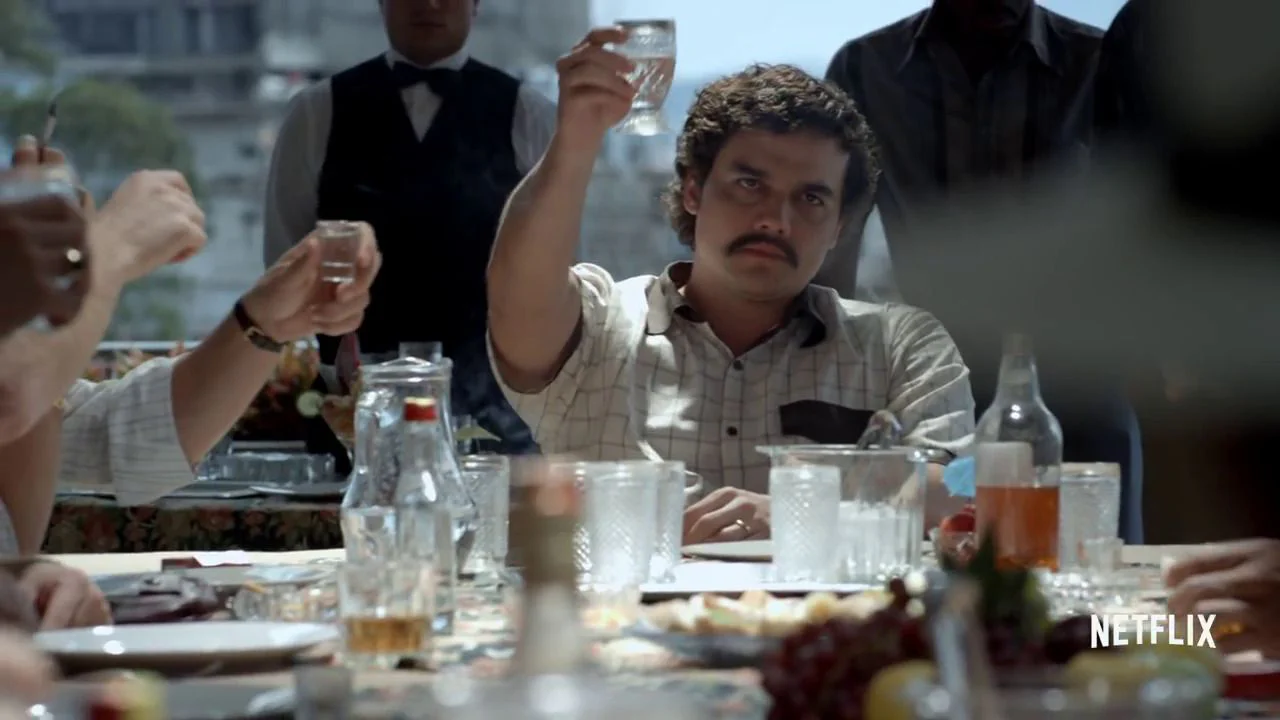 Narcos : une série malsaine à la gloire du roi de la cocaïne ?