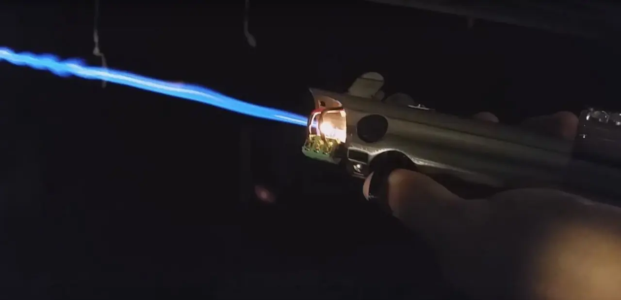 Un vrai sabre laser Star Wars