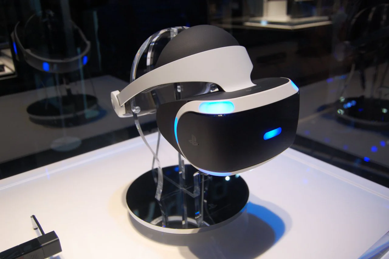Amazon se bourde et dévoile le prix du casque virtuel de Sony