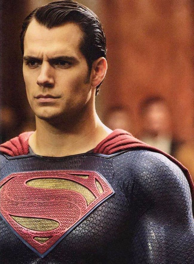 Batman v Superman : 1 nouvelle affiche, 14 nouvelles photos et une énorme révélation #4