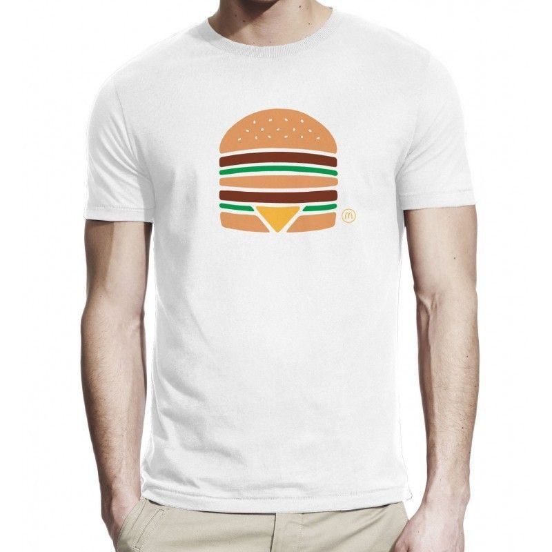 McDonald’s ouvre une boutique en ligne de vêtements et vous transforme en homme sandwich