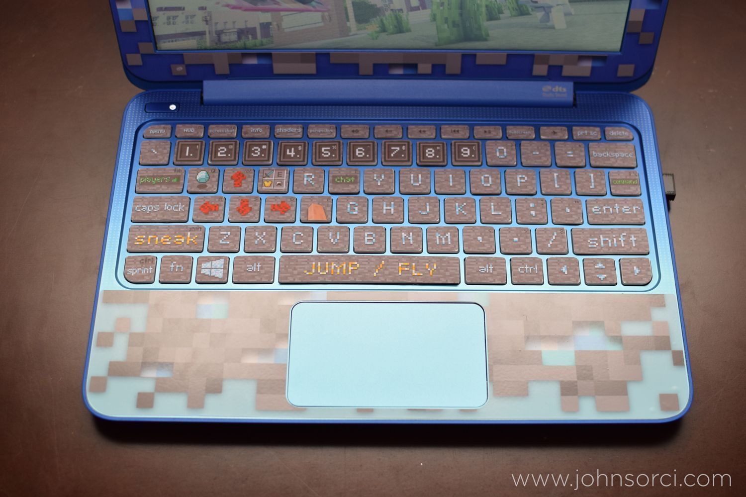 Un notebook à rendre jaloux tous les joueurs de Minecraft #5