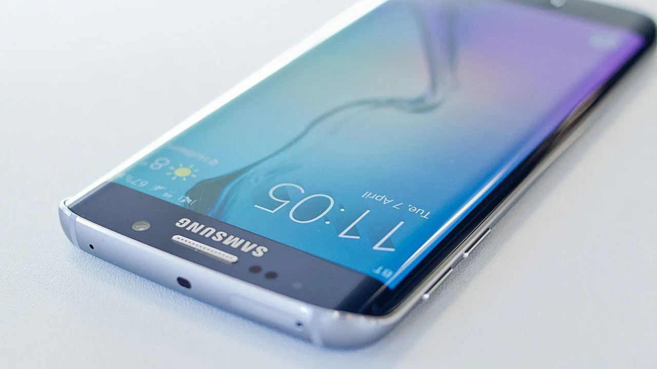 Les prix des Samsung Galaxy S7 et S7 Edge dévoilés en avance
