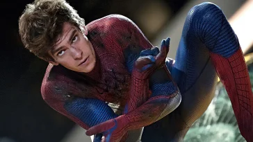 C’est prouvé scientifiquement : pour coller aux murs Spider-Man devrait chausser du 145