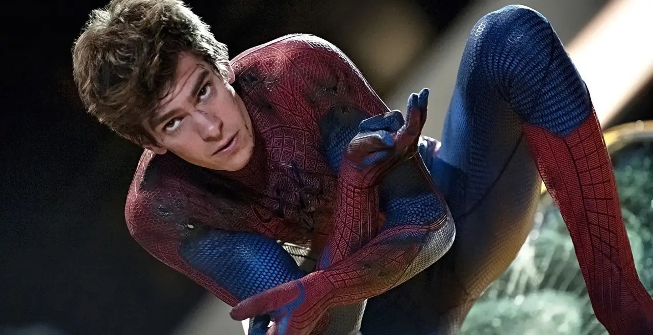C’est prouvé scientifiquement : pour coller aux murs Spider-Man devrait chausser du 145