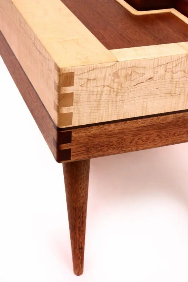 D’incroyables tables en forme de manettes NES et Super Nintendo qui fonctionnent #12