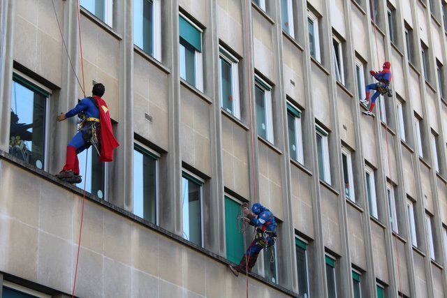 Des super-héros rendent visite aux enfants malade de l’hôpital Necker #7