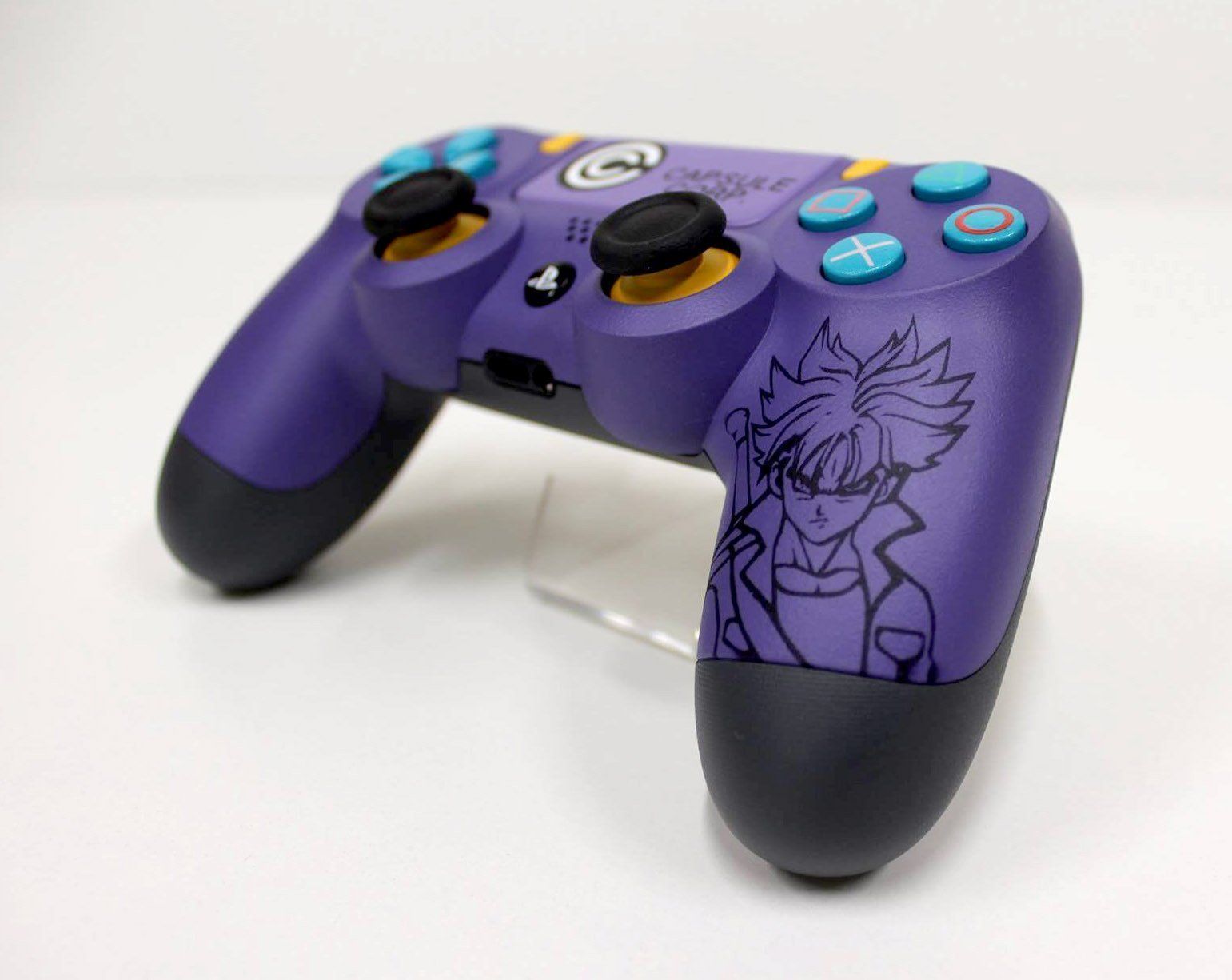 D’incroyables consoles customisées par Muchunow #4