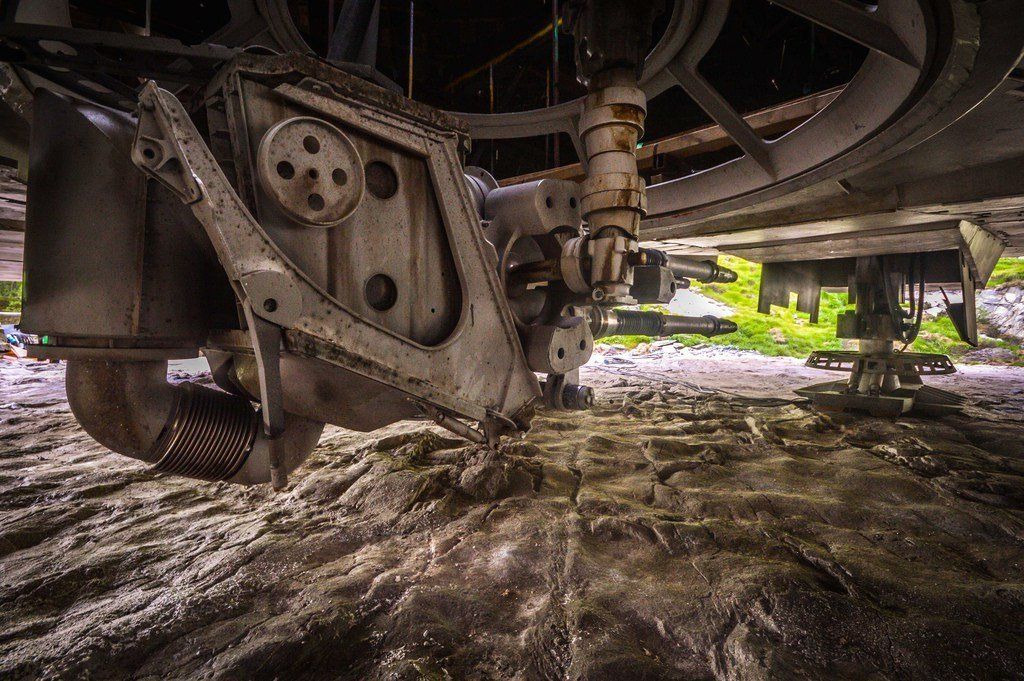 Star Wars Episode VIII : 2 fans prennent en douce des photos du Faucon Millenium #18